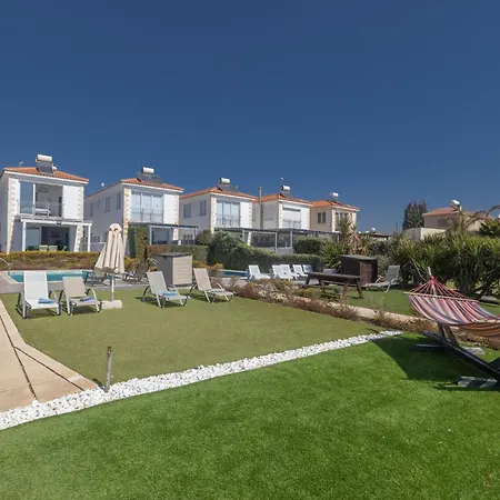 וילה Suri, Luxury Seafront איה נאפה