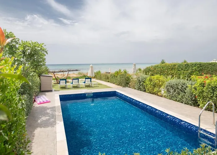 Suri, Luxury Seafront Villa Ayia Napa