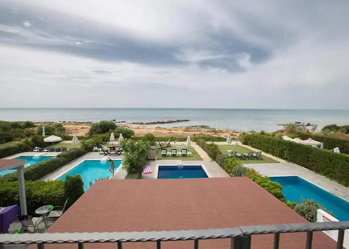 Suri, Luxury Seafront * Agia Napa